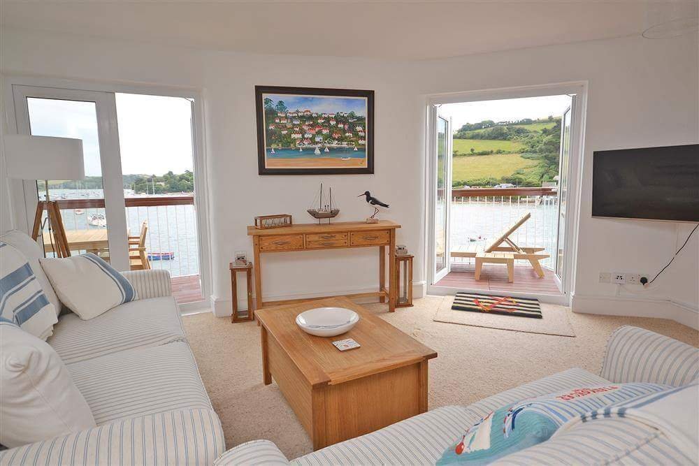 Salcombe refurbishment project at Apartment 38 at The Salcombe